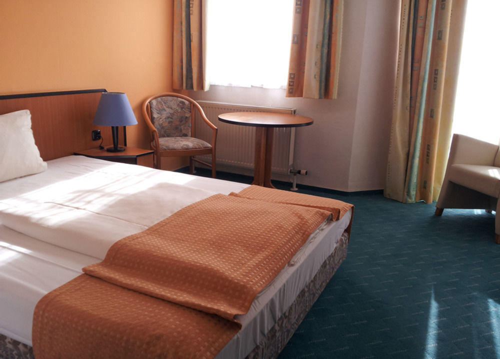 Trip Inn Kongresshotel Frankfurt-Rodgau Exterior foto